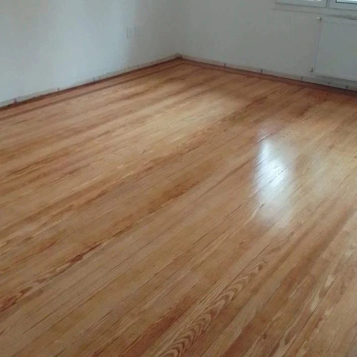 Retiro de moquette y pulido de pisos de madera