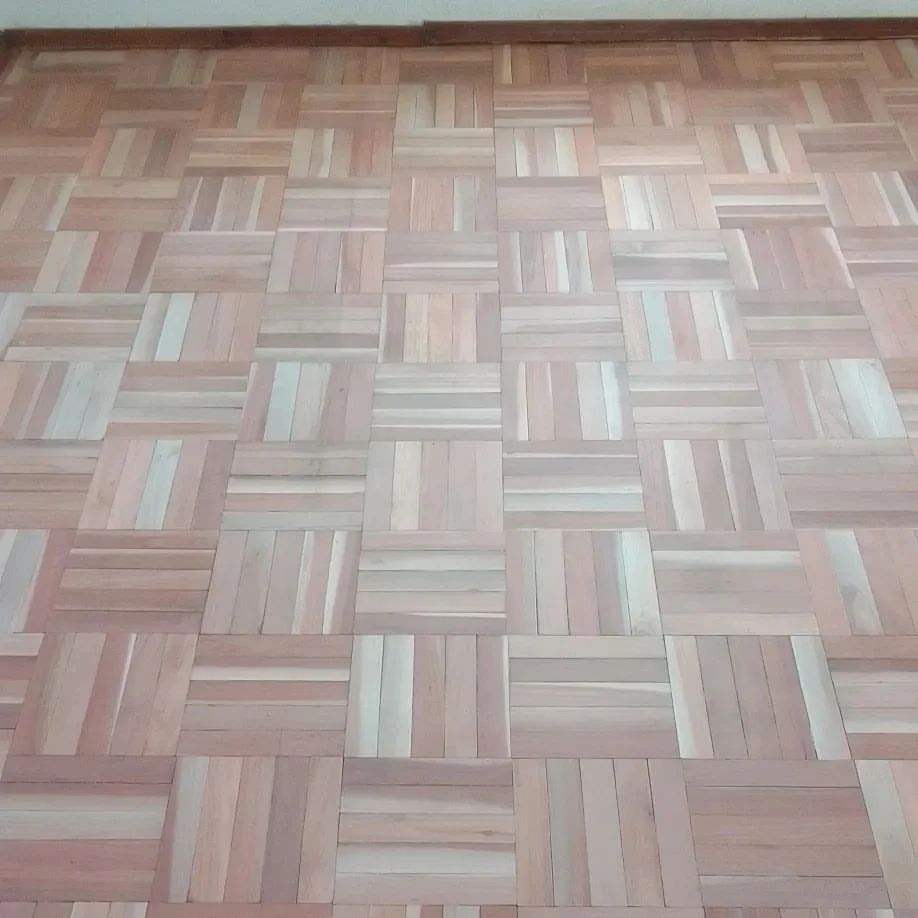 Retiro de moquette y pulido de pisos de madera